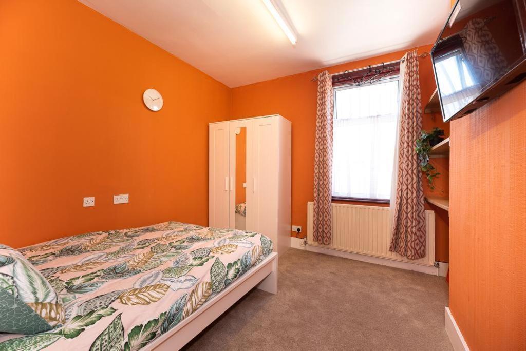 Barking Road Comfy House Apartamento Londres Exterior foto