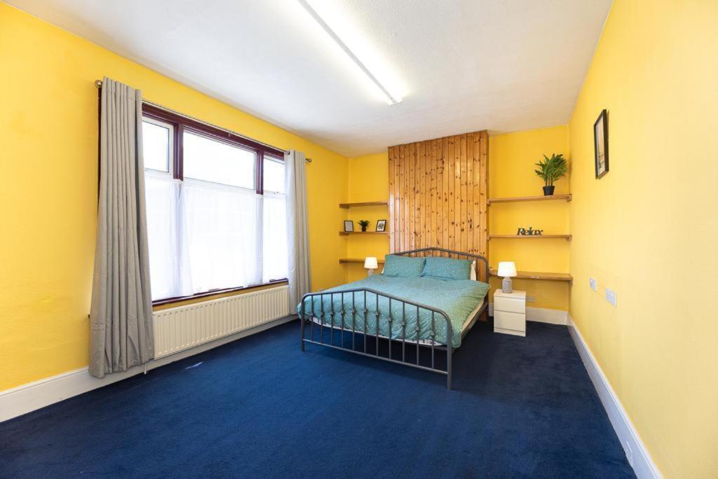 Barking Road Comfy House Apartamento Londres Exterior foto
